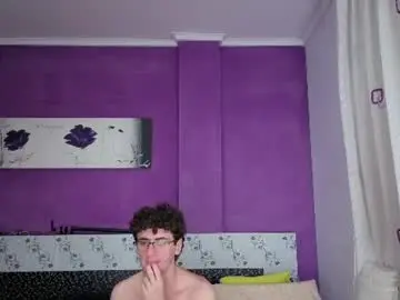 Chaturbate Sex Cam of twinkanddaddy_69