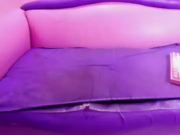 Chaturbate Live Sex Cam of mommy_dirty_squirt