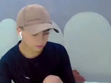 Chaturbate Live Porn of alan_twink12