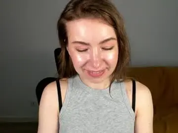 Chaturbate Live Sex Cam of mia_luxx92