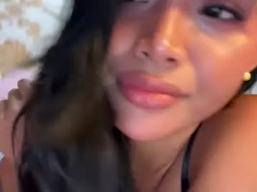 Chaturbate Live Sex Cam of sunny_angelx