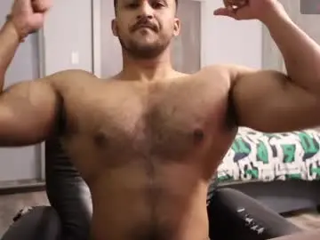 Chaturbate Live Porn of fatherfly001