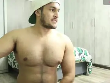 Chaturbate Best live sex cam show of fatherfly001