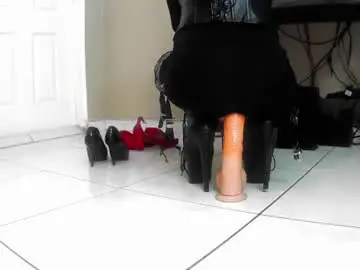 Chaturbate Live Sex of lisasssonly