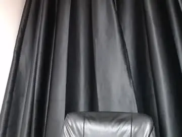 Chaturbate Live Sex Cam of saradorj92