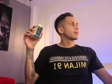 Chaturbate Free Live Porn of zack_isback