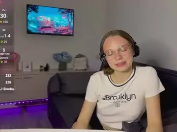 Chaturbate Live Sex Cam of amy_yammy3