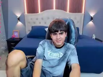 Chaturbate Best live sex cam show of tommy18__