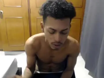 Chaturbate Live Porn of alpha_bs03
