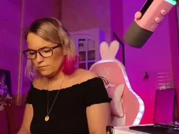 Chaturbate Free Live Porn of findom_lady_shine