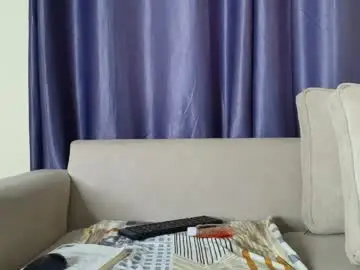Chaturbate Nude Webcam of booty_queen001