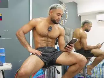 Chaturbate Live Sex of emilio_brandon