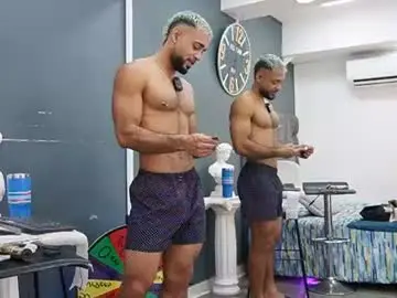 Chaturbate Sex Cam of emilio_brandon