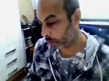 Chaturbate Free Porn Cam of guty50