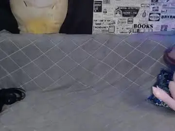 Chaturbate Live Sex Cam of g1vememoney