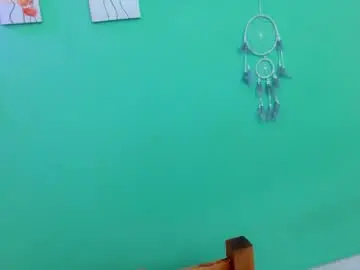 Chaturbate Live Sex Cam of lunasexgirl69
