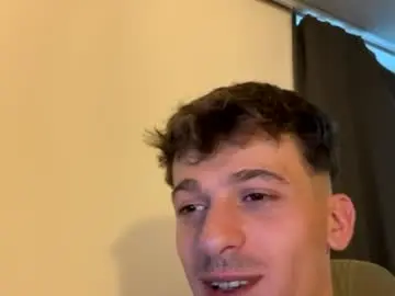 Chaturbate Free Porn Cam of vincentprice69