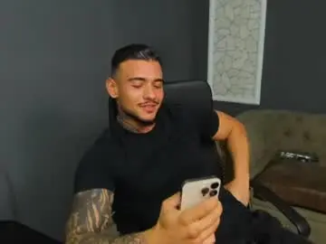 Chaturbate Sex Cam of elijahthorne