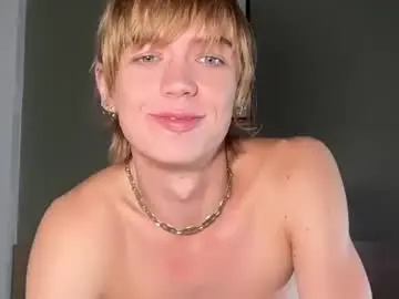 Chaturbate Live Sex Cam of luka_marrant
