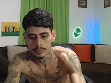Chaturbate Sex Cam of alpha_zom
