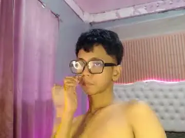 Chaturbate Watch Live Sex Cams of nerdy_nate