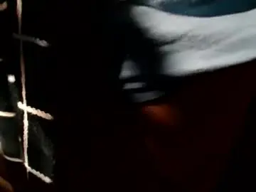 Chaturbate Live Sex Cam of slave_bitch_boy