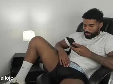 Chaturbate Adult Video Chat of xtipp3r