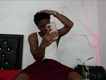 Chaturbate Live Porn of damian_hart_24cm