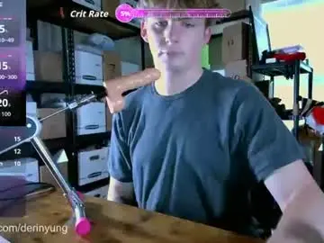 Chaturbate Live Porn of deeyungguy