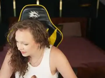 Chaturbate Free Live Porn of juicy_secrets_054