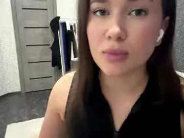 Chaturbate Live Sex of peaachyvibe