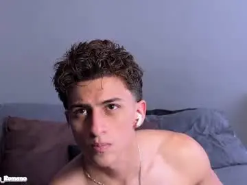 Chaturbate Live Porn of salvatore_romanoo