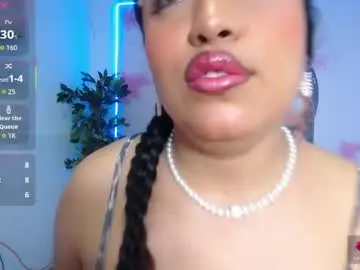 Chaturbate Adult Video Chat of cristal_horny19