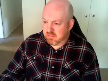 Chaturbate Adult Video Chat of kiwiben45