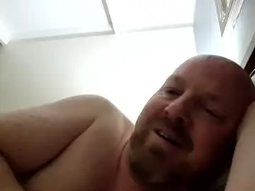 Chaturbate Live Sex Cam of kiwiben45