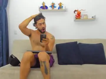 Chaturbate Free Porn Cam of straight__friends