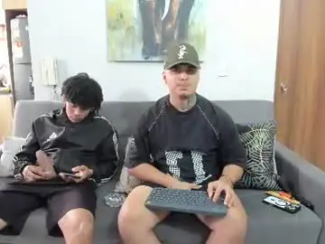 Chaturbate Sex Chat of straight__friends