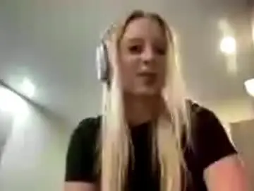 Chaturbate Adult Video Chat of alenavanloan