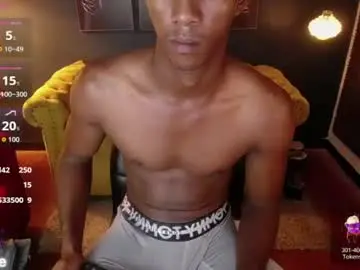 Chaturbate Live Sex Cam of athleticbig_cock