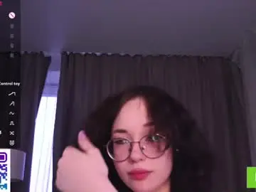 Chaturbate Nude Webcam of cinacandy