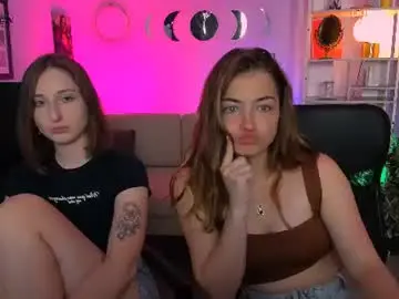 Chaturbate Live Sex Cam of baby_hotte