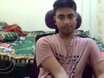 Chaturbate Live Sex Cam of birbikrom104