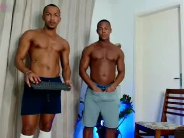 Chaturbate Live Sex Cam of mikejaybr