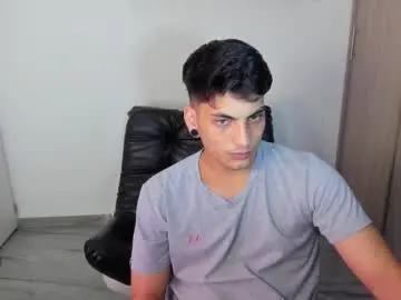 Chaturbate Best live sex cam show of luxrx