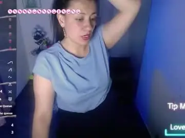 Chaturbate Adult Video Chat of queenrose94