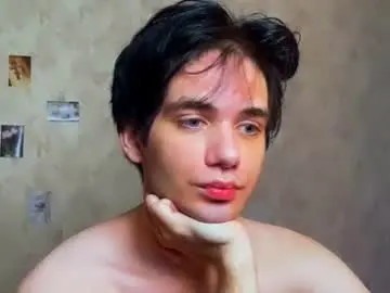 Chaturbate Live Porn of zombde32