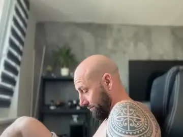 Chaturbate Free Porn Cam of tommyx01