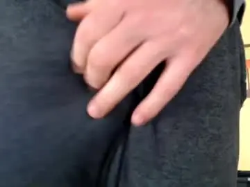 Chaturbate Free Live Porn of hung_hot_fit10