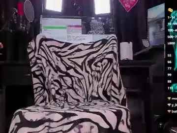 Chaturbate Free Live Porn of raissa_sky26
