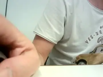 Chaturbate Live Sex Cam of truble_again